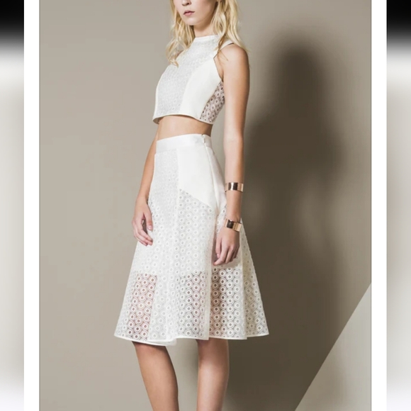 WAI MING RENEE SKIRT SIZE 4 - Picture 1 of 3